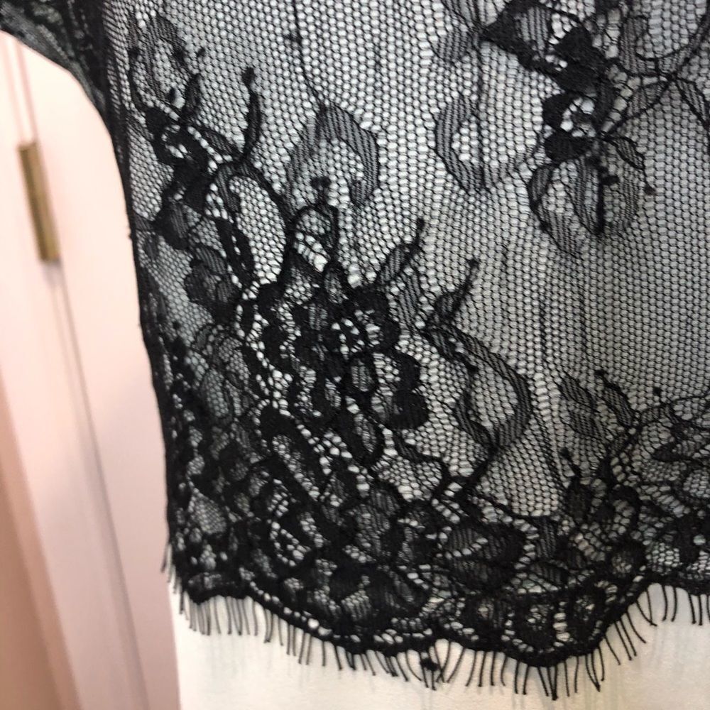 Mona B mint green with black lace blouse - Picture 3 of 14